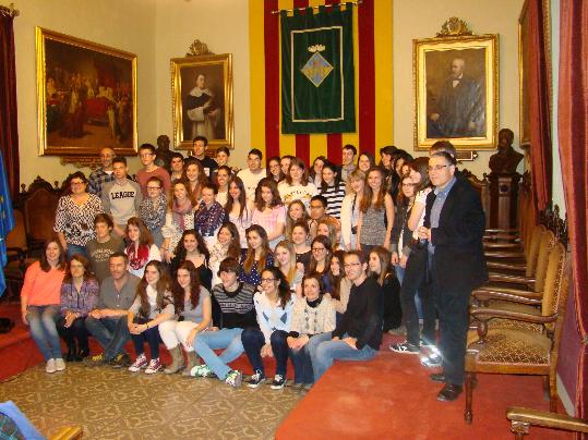 Ajuntament de Vilafranca. Vilafranca rep un grup dalumnes de Villefranche-sur-Saône