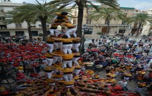 4 de 8 dels Bordegassos a la diada de Sant Jordi