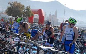 Ajt. Sitges. 9ª Triatló Sprint de Sitges