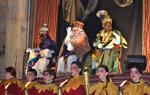 Cavalcada dels Reis a Vilanova i la Geltrú 2015. Els tres reis esperen l'arribada de les carrosses