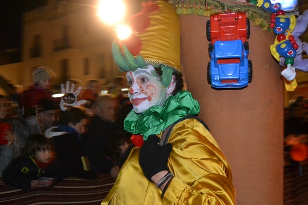 Cavalcada dels Reis a Vilanova i la Geltrú 2015. Els portadors de joguines. Cavalcada dels Reis a Vilanova i la Geltrú 2015