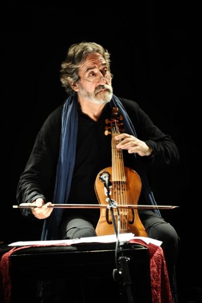 Diàlegs & improvisacions. D'Orient i d'Occident,de l'Antic i del Nou Món
