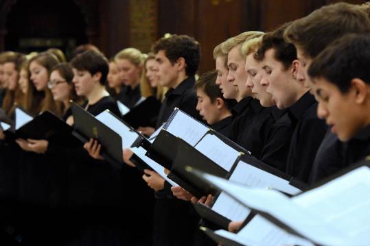 Cor i Orquestra de la Royal Grammar School of Guildford actuen a El Vendrell