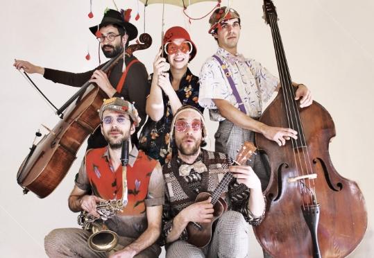 Concert A cau d'orella de la Cia. Com sona?