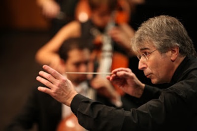 Sentir música o escoltar música, a càrrec d’Edmon Colomer.