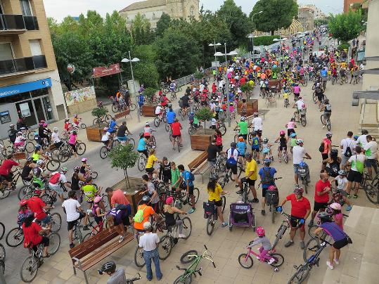 Bicicletada contra el canvi climàtic a Santa Margarida i els Monjos. Ajt S.M. i els Monjos