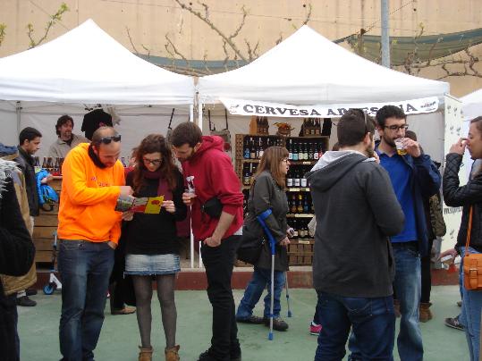 Ajuntament de Gelida. Bona acollida al canvi de format de la Fira de la Cervesa de Gelida