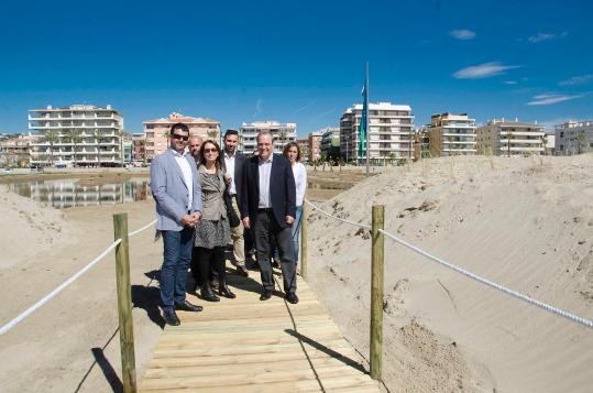 Ajuntament de Calafell. Calafell obre al públic la nova zona de dunes i aiguamolls a Segur de Calafell