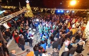 Canyelles dóna el tret de sortida oficial al Nadal amb l'encesa de llums. Ajuntament de Canyelles