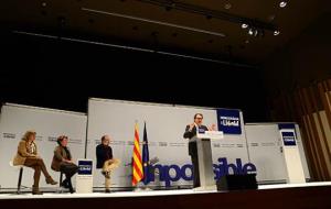 Carles Campuzano, Sílvia Requena i Noemí Cuadra amb Artur Mas