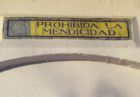 Cartell de prohibició. Eix