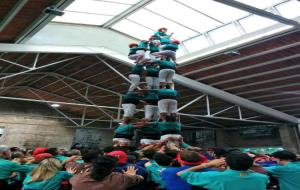Castells de 8 del Verds en una Diada de Cal Figarot passada per aigua. Castellers de Vilafranca
