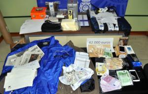 Cau una banda que va robar 80.000 euros amb l'estafa de l'estampeta. CNP