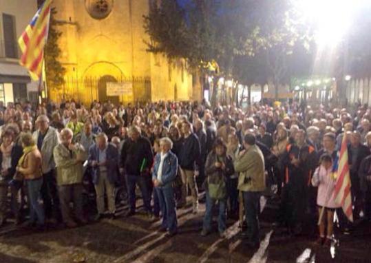 Concentració de suport a les persones encausades del 9N a Vilafranca. Eix