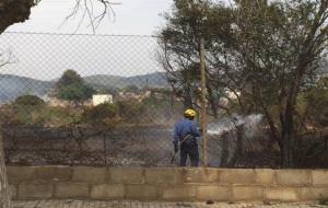 Controlat l'incendi que ha afectat aquesta tarda Can Pei La Plana, a Sitges