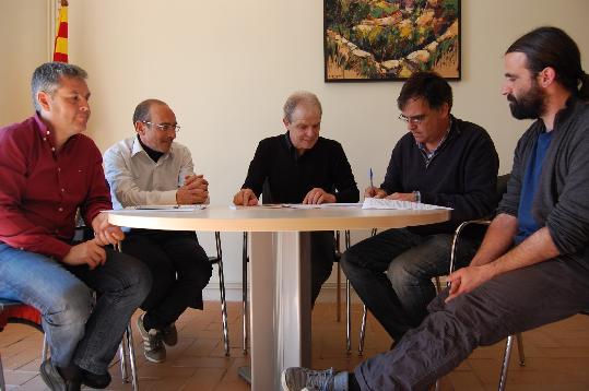 Ajt Sant Pere de Ribes. Creu Roja i l'Ajuntament creen una comissió per atendre les prioritats de Sant Pere de Ribes