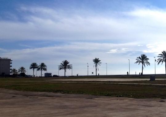 Ajuntament de Cunit. Cunit crear una zona de restauració i lúdica davant del mar