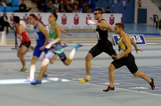 Eix. Eduard Viles als campionats d'Espanya d'Atletisme en Pista Coberta 