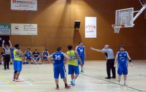 El Basquet Ribes va aconseguir una victòria èpica front el C.B.Castelldefels