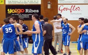 El Basquet Ribes va aconseguir una victòria èpica front el C.B.Castelldefels