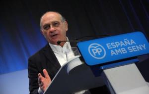 El cap de llista del PPC a les eleccions del 20-D, Jorge Fernández Díaz, ha fet una crida al vot popular a Catalunya. ACN