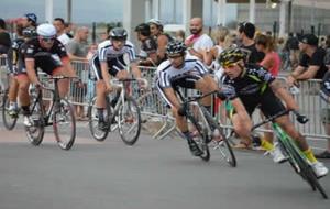 El Juanita's organitza el primer Vilanova Criterium Fixed Crit. Ajuntament de Vilanova