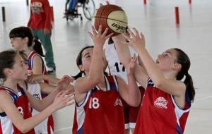 El mini femení A del Club Bàsquet Samà de Vilanova