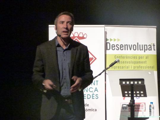 El professor i emprenedor, Xavier Verdaguer, parla d’Innovació disruptiva a Vilafranca. Ajuntament de Vilafranca