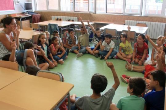 Els alumnes de l'escola Pasífae de Vilanova i la Geltrú abandonen els barracons i comencen el curs al Sant Jordi. ACN