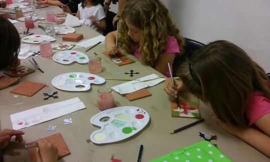 Els alumnes de Sitges s’apropen als artistes dels museus. Museus de Sitges