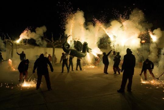 Els Diables de Moja preparen un correfoc amb 7 colles per celebrar el seu 35è aniversari. Ajuntament d'Olèrdola