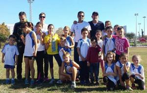 Els joves atletes del Club Atletisme Canyelles també van participar al Cros. Eix