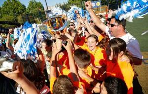 Els jugadors celebrant el triomf