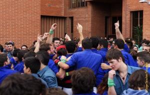Els Llunàtics de la UPC de Vilanova tanquen la temporada castellera a la diada de Biologia de la UB