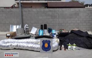 Mossos d'Esquadra. Els Mossos dEsquadra detenen dos homes amb ordre de cerca internacional de Dinamarca