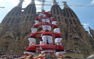 Els Nens del Vendrell s'enlairen a la Sagrada Família