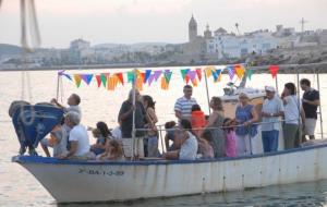 Els sitgetans s’apleguen a Aiguadolç en la Processó de les barques