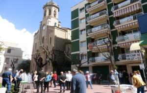 EIX. Els veïns de Mar intensifiquen les protestes contra instal.lació de l'antena al campanar