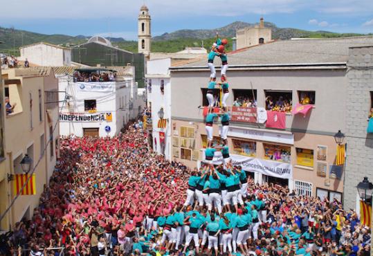 Els Verds emmanillen la Bisbal i Gràcia. Castellers de Vilafranca