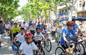 Festa de la Bicicleta 2015. Premi de 200 euros a l'escola Àngel Guimerà, amb 208 participants