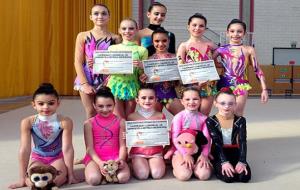 Eix. Gimnastes del Club Rítmica Vilafranca