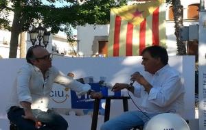 CiU-ViA. Giralt va explicar les seves propostes en una conversa informal amb el periodista Esteve Molero en l'acte central de la campanya