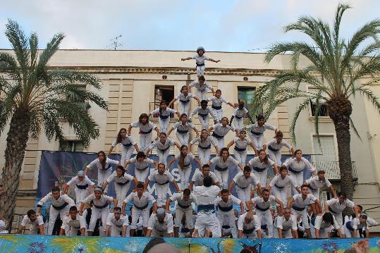 Gran exhibició dels Falcons de Vilanova, amb el grup Tauste. Falcons Vilanova