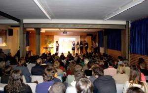 Ajt Sant Sadurní d'Anoia. Interpoesia, recital poètic i musical dins el programa Família-Escola de Sant Sadurní