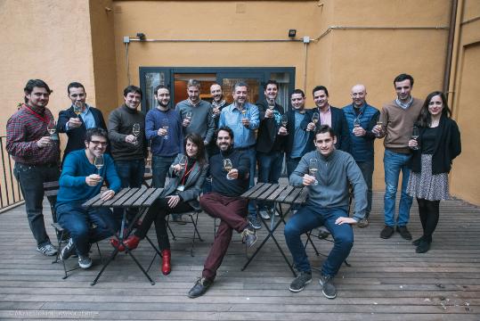 Jordi Melendo amb l'equip de tastadors. Eix