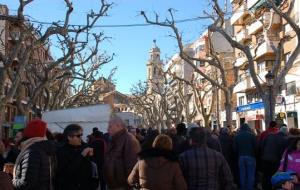 La 29a Xatonada Popular omple la Rambla malgrat el fred i el vent