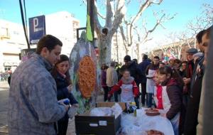La 29a Xatonada Popular omple la Rambla malgrat el fred i el vent
