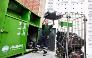 La Fundació Humana va recollir més de 42 tones de roba usada al Garraf durant 2014