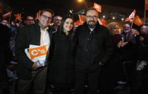 La líder de C's a Catalunya, Inés Arrimadas, amb el cap de llista del partit per Barcelona al Congrés, Juan Carlos Girauta. ACN