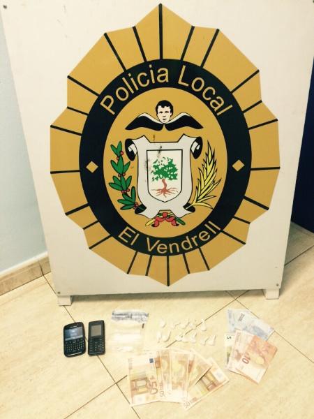 Ajuntament del Vendrell. La policia del Vendrell deté un individu per un presumpte delicte contra la salut pública